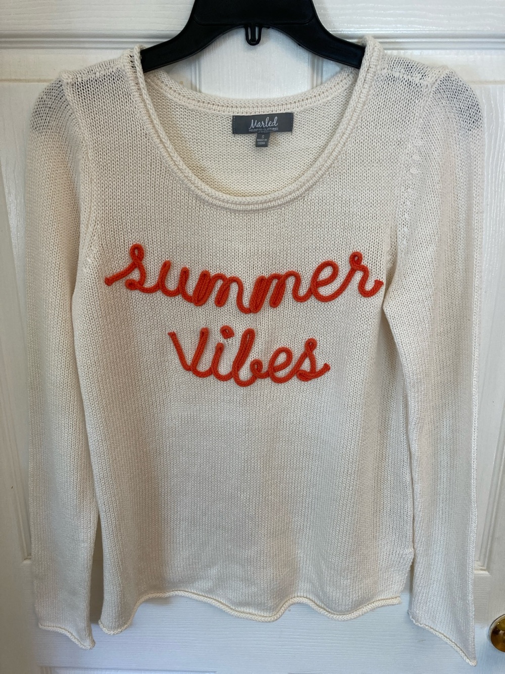 Marled Cream Knit Sweater with 'Summer Vibes' Orange Script